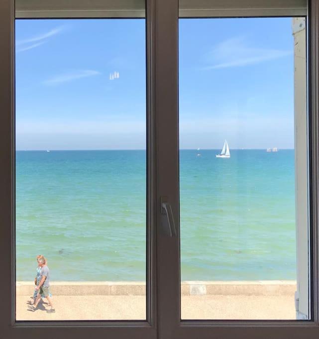 Vue Exceptionnelle En Front De Mer, 8 Personnes Ver-sur-Mer Bagian luar foto